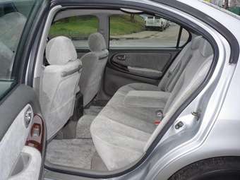 2002 Nissan Cefiro Photos