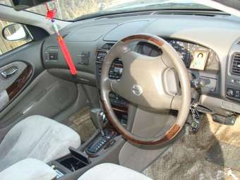 2002 Nissan Cefiro Pictures