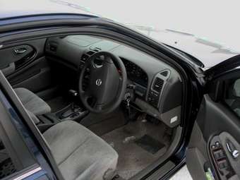 2002 Nissan Cefiro Pictures