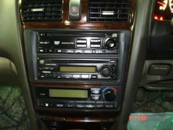 2002 Nissan Cefiro Pictures