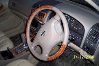 2002 Nissan Cefiro Pictures