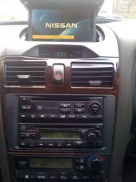 2002 Nissan Cefiro Pictures