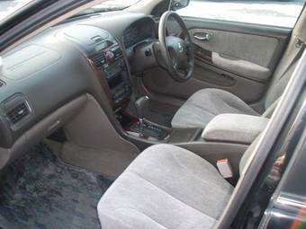 2002 Nissan Cefiro Pictures