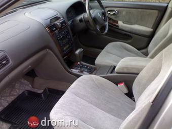 2002 Nissan Cefiro Pictures