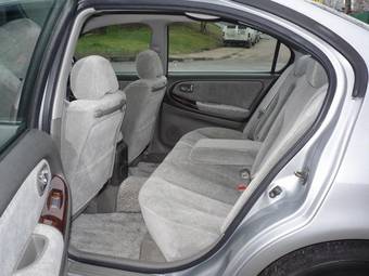 2002 Nissan Cefiro Images