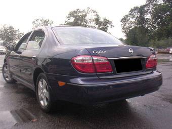 2002 Nissan Cefiro Pictures