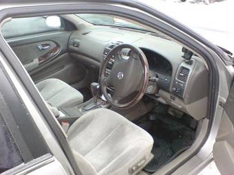 2002 Nissan Cefiro Pictures
