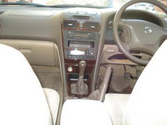 2002 Nissan Cefiro Pictures