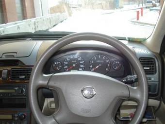 2002 Nissan Cefiro Pictures