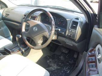 2002 Nissan Cefiro Pictures