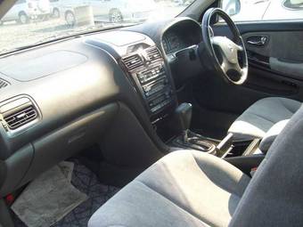 2002 Nissan Cefiro Photos