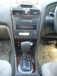 2002 Nissan Cefiro Pictures