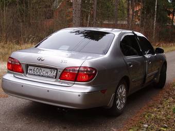 2002 Nissan Cefiro Pictures