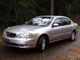 2002 Nissan Cefiro Photos