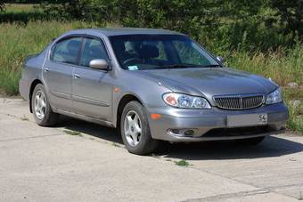 2002 Nissan Cefiro Pictures