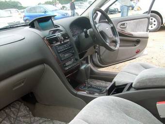 2002 Nissan Cefiro Pictures