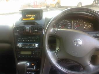 2002 Nissan Cefiro Pictures