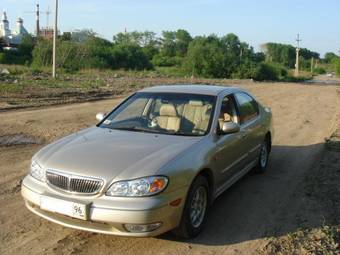 2002 Nissan Cefiro Photos