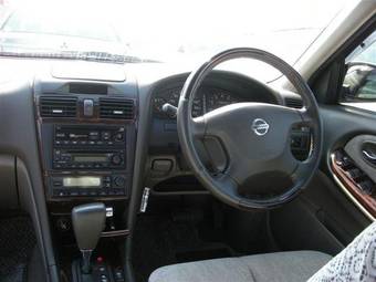 2002 Nissan Cefiro Pictures