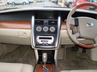 2004 Nissan Cefiro Pictures