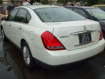 2004 Nissan Cefiro Images