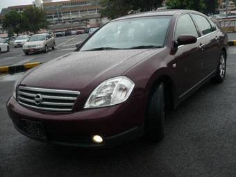 2004 Nissan Cefiro Pictures