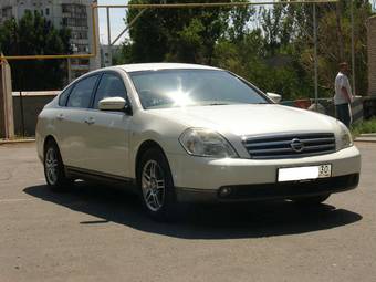 2004 Nissan Cefiro Photos