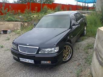 1998 Nissan Cima Photos