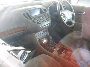 2001 Nissan Cima Pictures