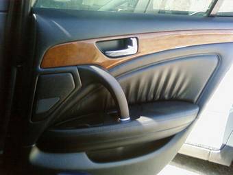 2001 Nissan Cima Images