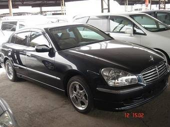 2001 Nissan Cima Photos