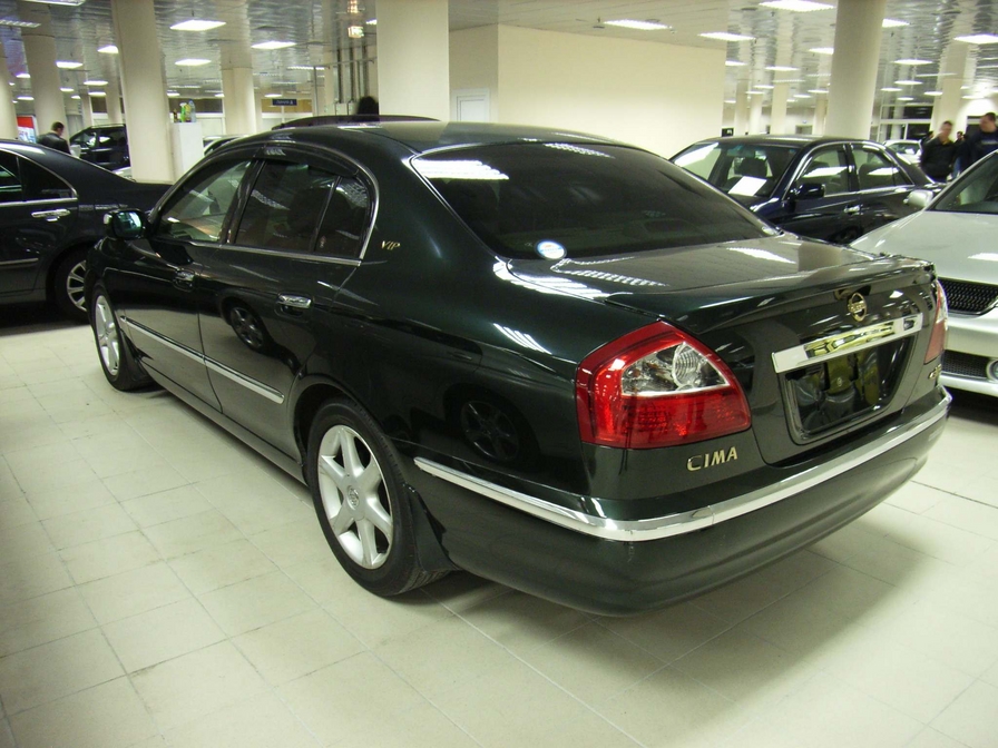 2002 Nissan Cima Pictures