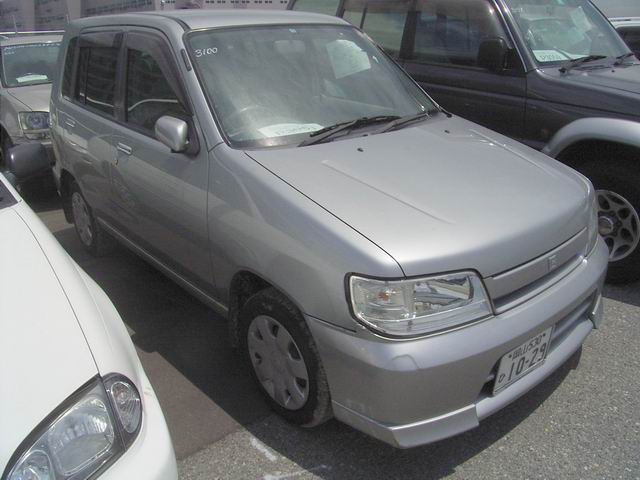 1990 Nissan Cube Pictures