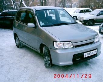 1998 Nissan Cube