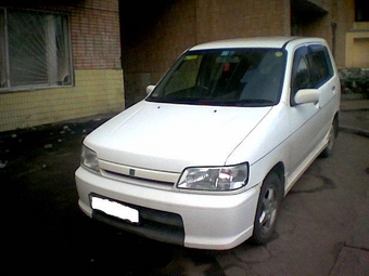 1998 Nissan Cube