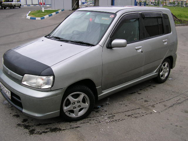 1998 Nissan Cube