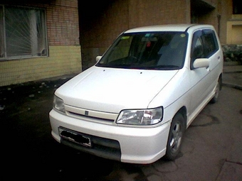 1998 Nissan Cube