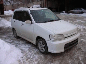 1998 Nissan Cube