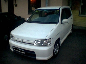 1998 Nissan Cube