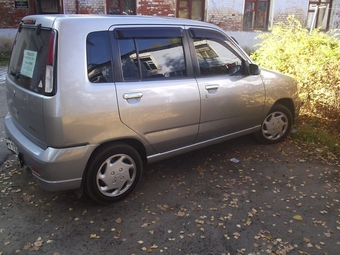 1998 Nissan Cube