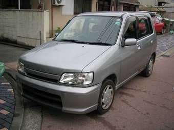 1998 Nissan Cube