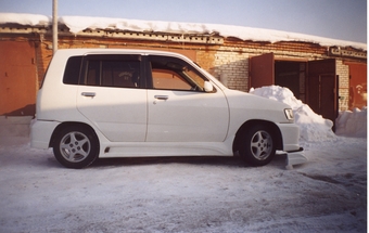 1998 Nissan Cube