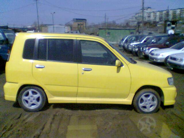 1998 Nissan Cube