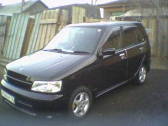 1998 Nissan Cube