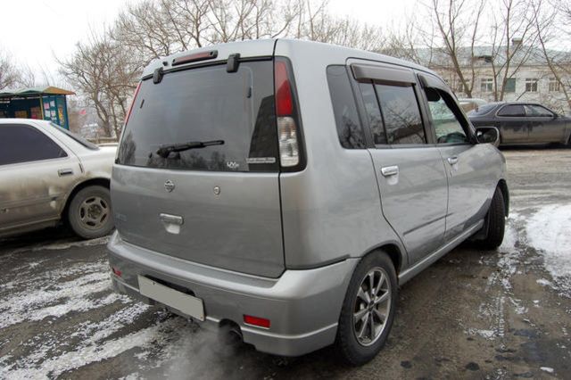 1998 Nissan Cube