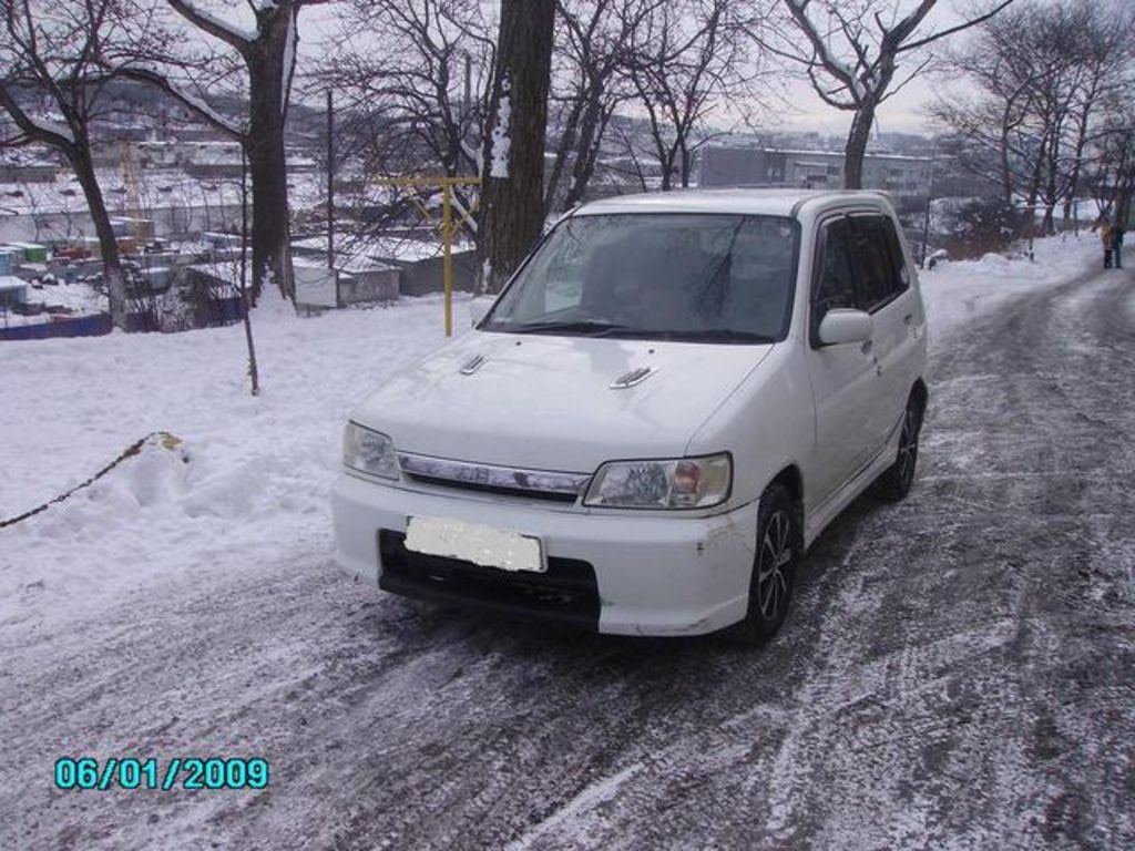 1998 Nissan Cube