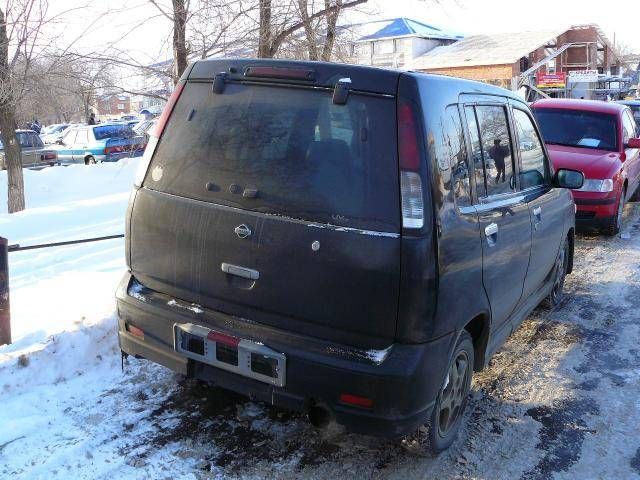 1998 Nissan Cube