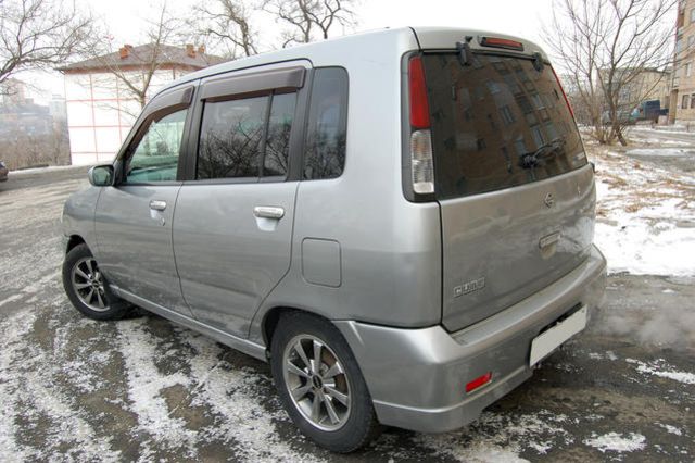 1998 Nissan Cube