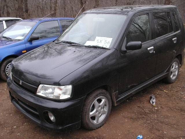 1998 Nissan Cube