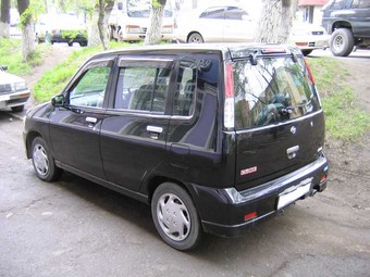 1998 Nissan Cube Pictures